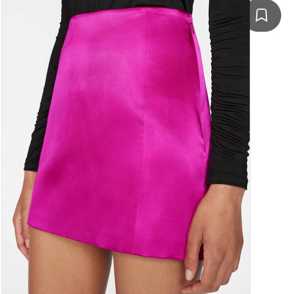 NWT Frame, Seamed Mini Skirt, 6, Silk, Magenta, Unworn - Picture 2 of 5